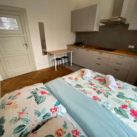 Fantastic-inn - Ns25 Varšava